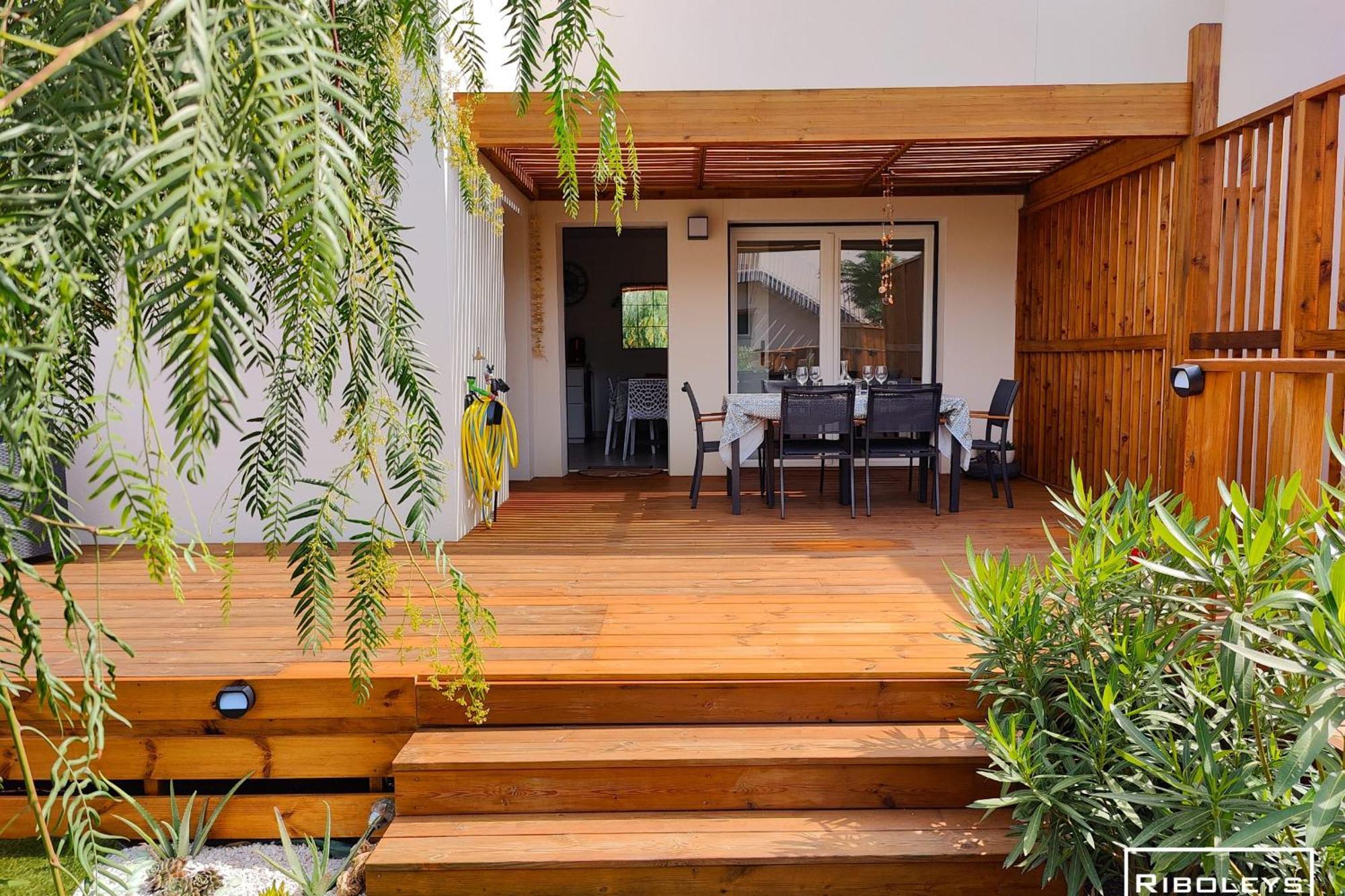 Villa T3 Climatisee En Residence Avec Piscine Виас Экстерьер фото